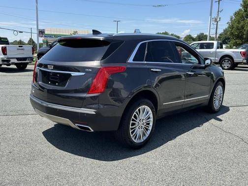 2017 Cadillac XT5 Platinum