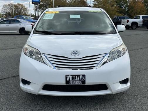 2015 Toyota Sienna LE