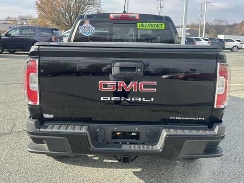 2022 GMC Canyon Denali