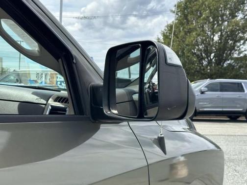 2014 RAM 1500 SLT