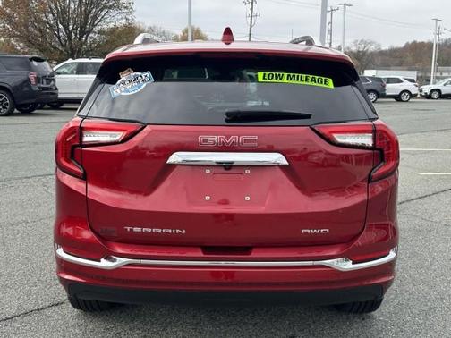 2022 GMC Terrain Denali