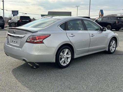 2015 Nissan Altima 2.5 SV