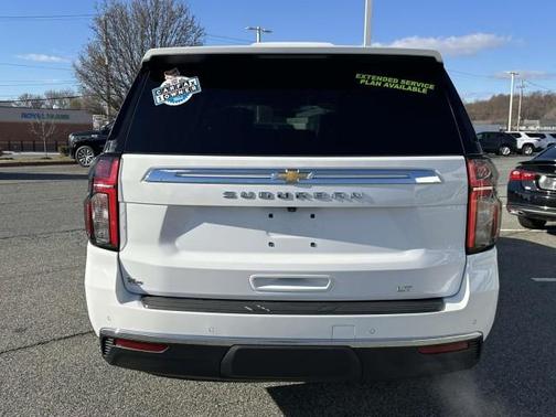 2022 Chevrolet Suburban LT