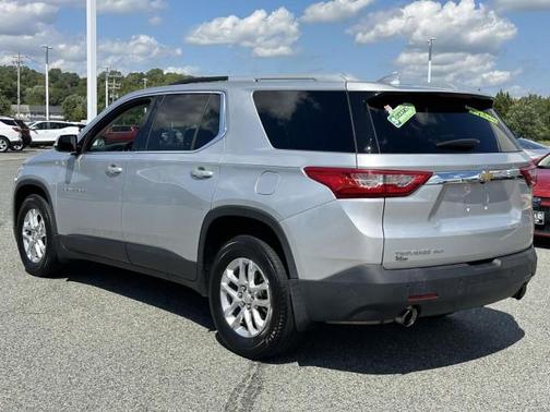 2018 Chevrolet Traverse LT Cloth