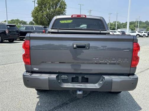 2018 Toyota Tundra SR5