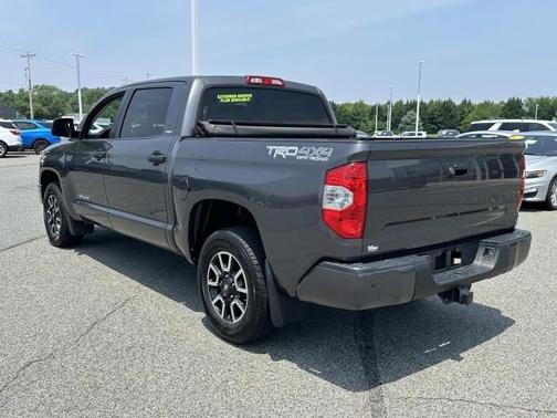 2018 Toyota Tundra SR5
