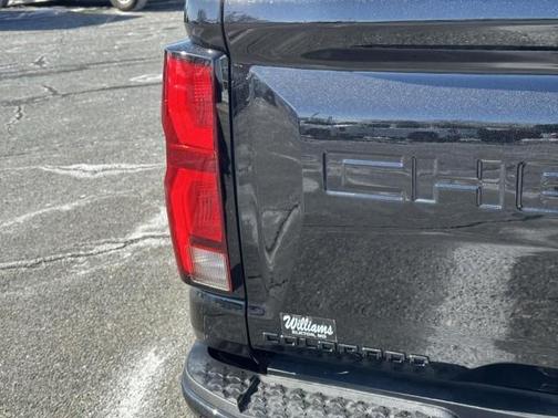 2025 Chevrolet Colorado ZR2