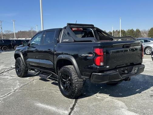 2025 Chevrolet Colorado ZR2