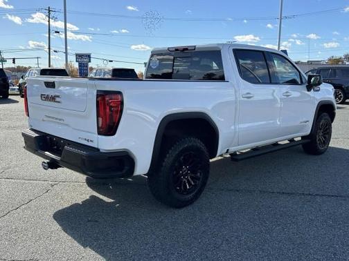 2023 GMC Sierra 1500 AT4X