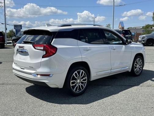 2024 GMC Terrain Denali