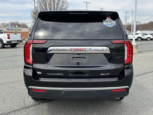2022 GMC Yukon SLT