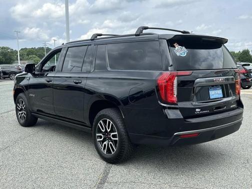 2023 GMC Yukon XL AT4