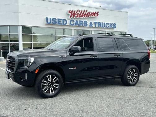 2023 GMC Yukon XL AT4