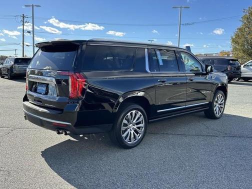 2023 GMC Yukon XL Denali