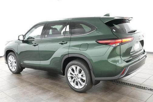 2025 Toyota Highlander Hybrid Limited