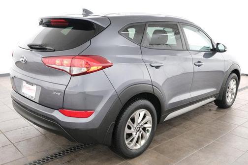 2017 Hyundai TUCSON SE Plus
