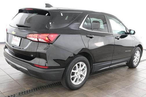 Mosaic Black Metallic 2022 Chevrolet Equinox 1LT