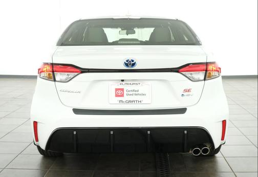 Ice Cap 2025 Toyota Corolla Hybrid SE