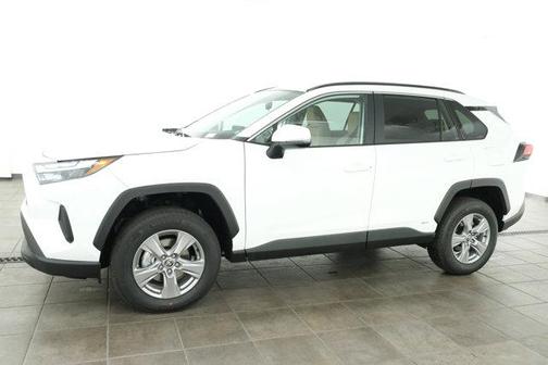 2025 Toyota RAV4 Hybrid SE