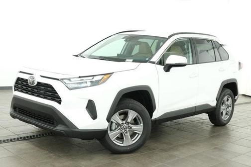 2025 Toyota RAV4 Hybrid SE