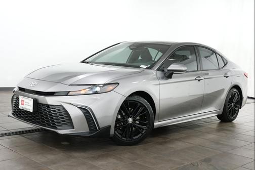 Heavy Metal 2025 Toyota Camry SE