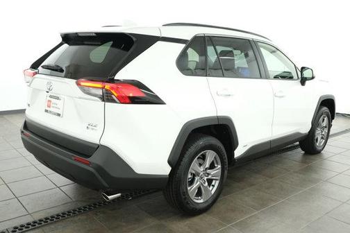 2025 Toyota RAV4 Hybrid XLE