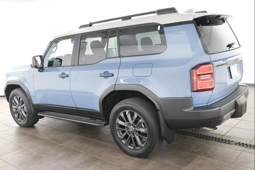 Heritage Blue/Gray Scape 2025 Toyota Land Cruiser Base