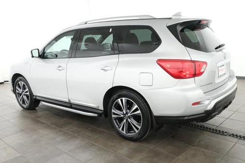 2019 Nissan Pathfinder Platinum