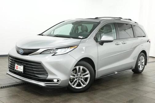 2024 Toyota Sienna Limited 7-Passenger