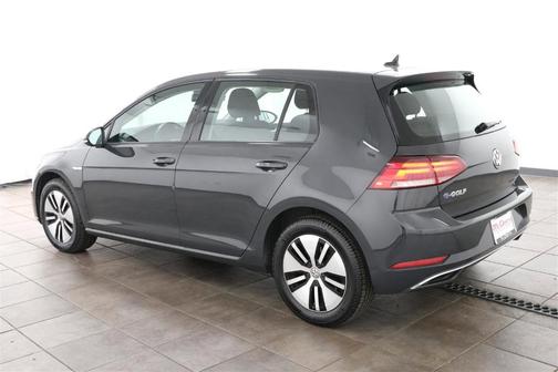 2019 Volkswagen e-Golf SE