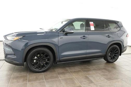 2025 Toyota Highlander LE