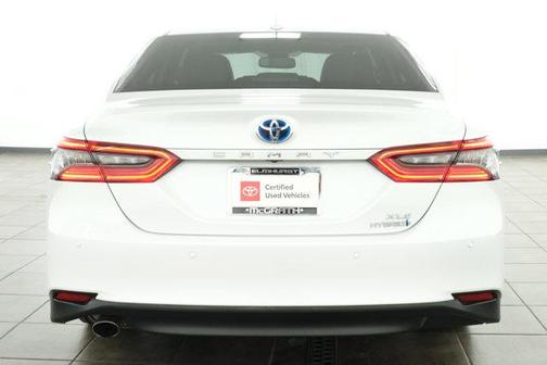 2023 Toyota Camry Hybrid XLE