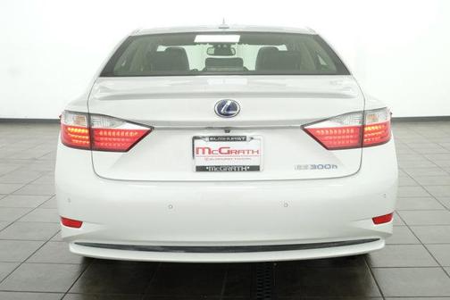 2014 Lexus ES 300h Base