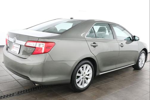 Cypress Pearl 2014 Toyota Camry XLE