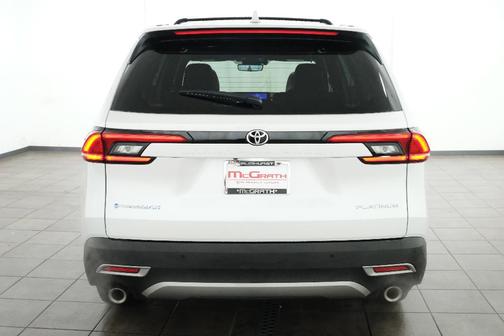 2024 Toyota Grand Highlander Hybrid MAX