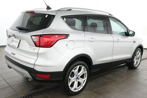 INGOT SILVER METALLIC 2019 Ford Escape Titanium