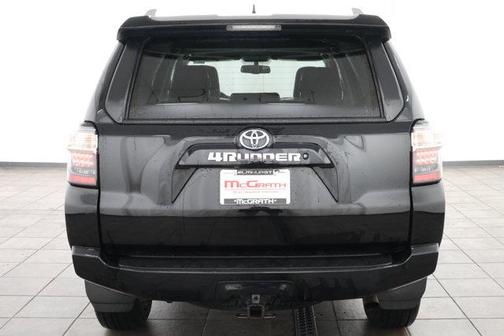 Midnight Black Metallic 2017 Toyota 4Runner SR5 Premium