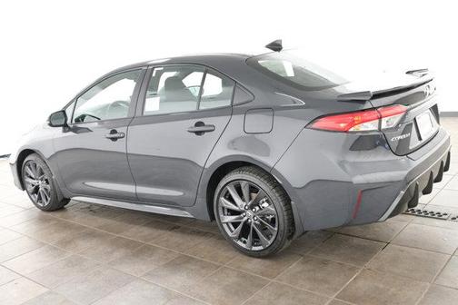 Underground/Midnight Black Metallic 2026 Toyota Corolla SE