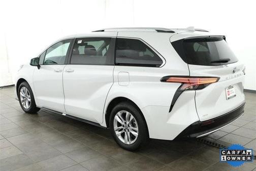 2024 Toyota Sienna Limited