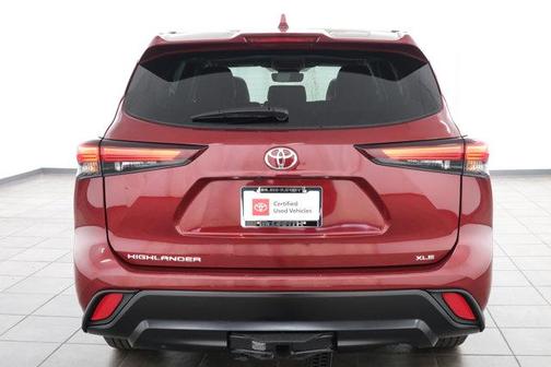 2025 Toyota Highlander XLE