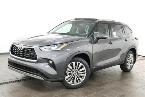 2025 Toyota Highlander Hybrid Platinum
