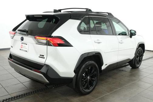 2024 Toyota RAV4 Hybrid SE