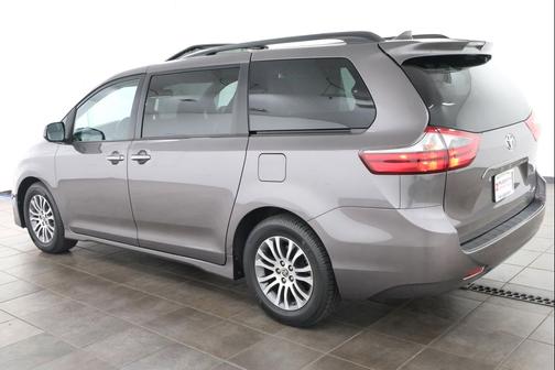Predawn Gray Mica 2020 Toyota Sienna XLE