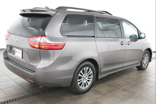Predawn Gray Mica 2020 Toyota Sienna XLE