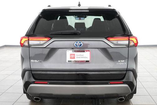 2021 Toyota RAV4 Hybrid SE