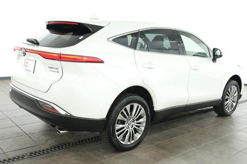 Blizzard Pearl 2022 Toyota Venza Limited