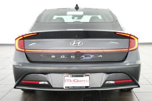 2022 Hyundai SONATA SE