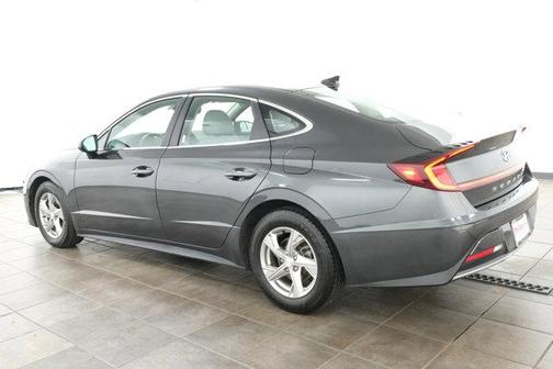 2022 Hyundai SONATA SE