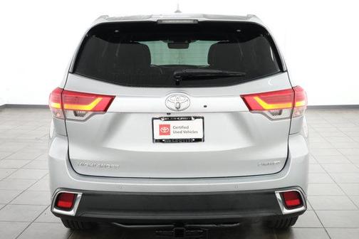 2019 Toyota Highlander Limited Platinum