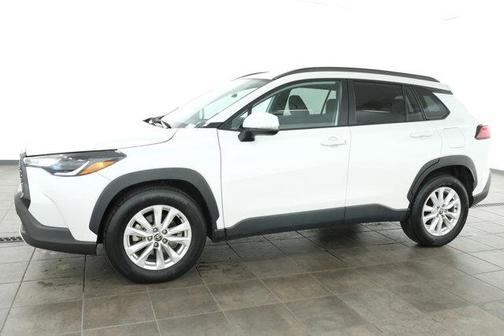 Wind Chill Pearl 2024 Toyota Corolla Cross LE